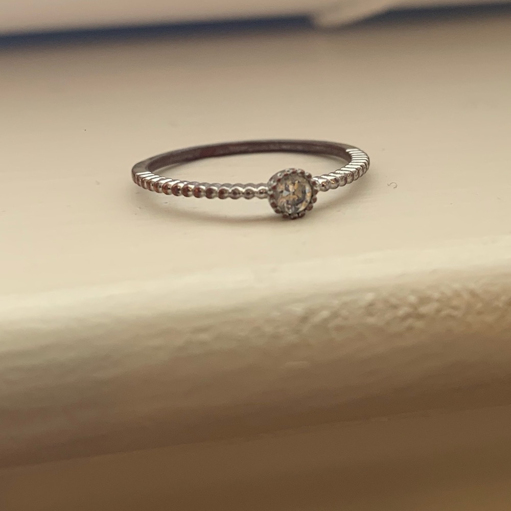 NWOT metal & rhinestone ring
